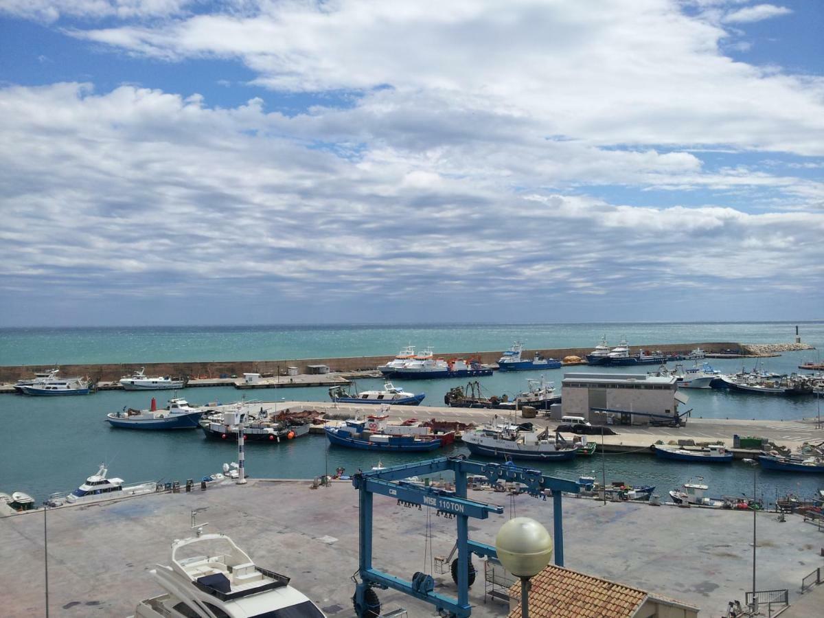 דירות ל'אמטיה דה מר Vistas Al Mar מראה חיצוני תמונה